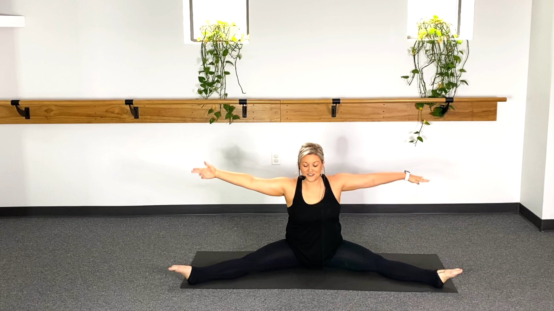 5 Minute Stretch (#7) with Stephanie 