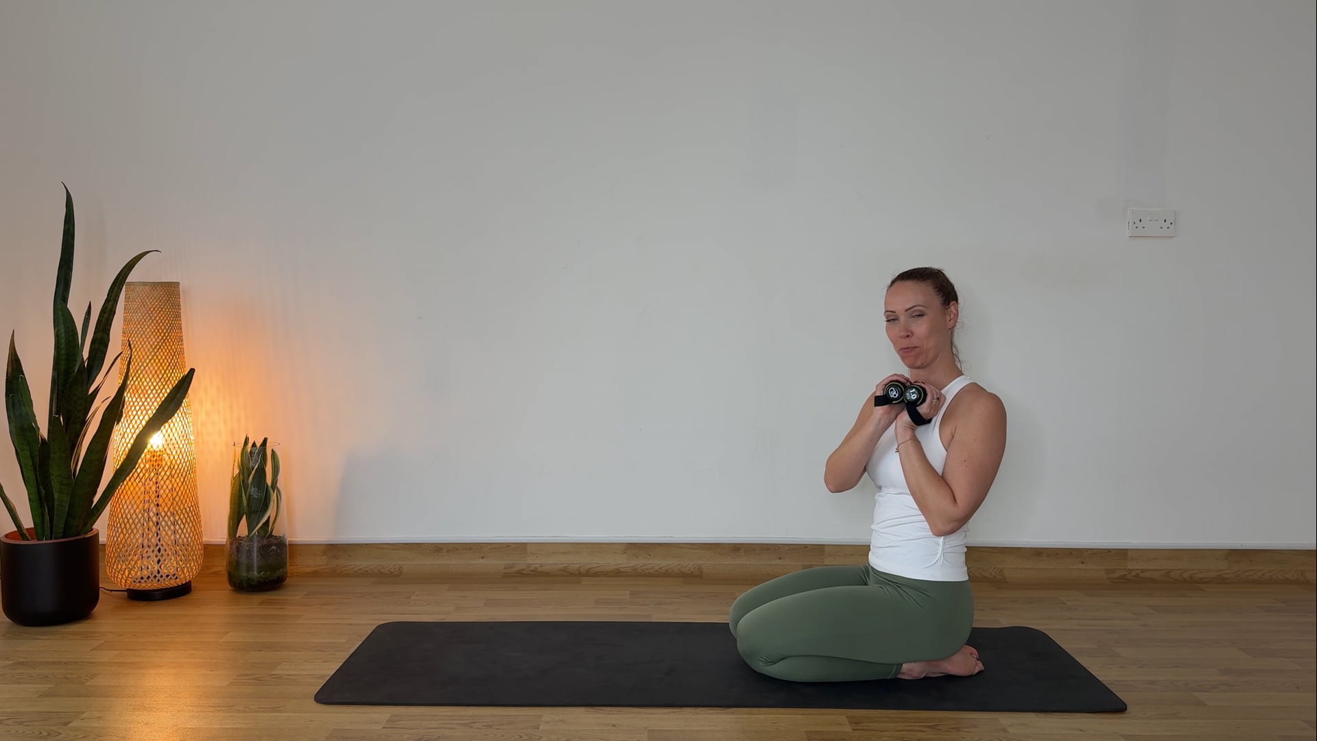 37 MIN MOVE WITH HAND WEIGHTS