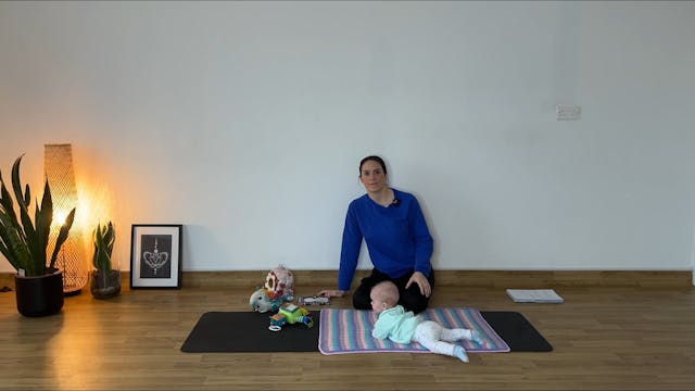 How to bond and help your babies deve...