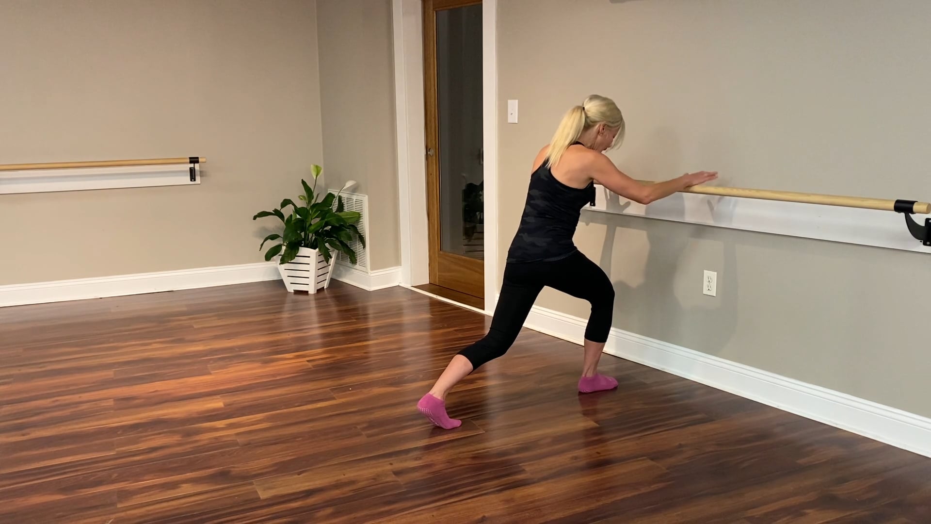 Barre Express Thigh Strengthen and Sculpt