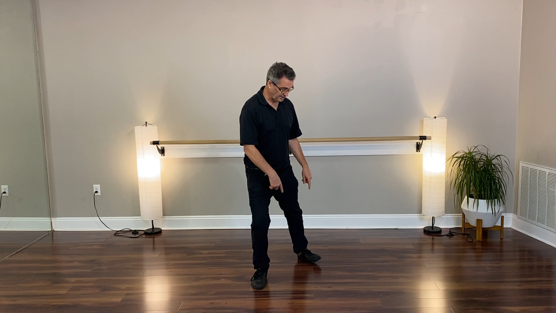 Yang 24 Form 2: Parting the Wild Horse's Mane (Part II)