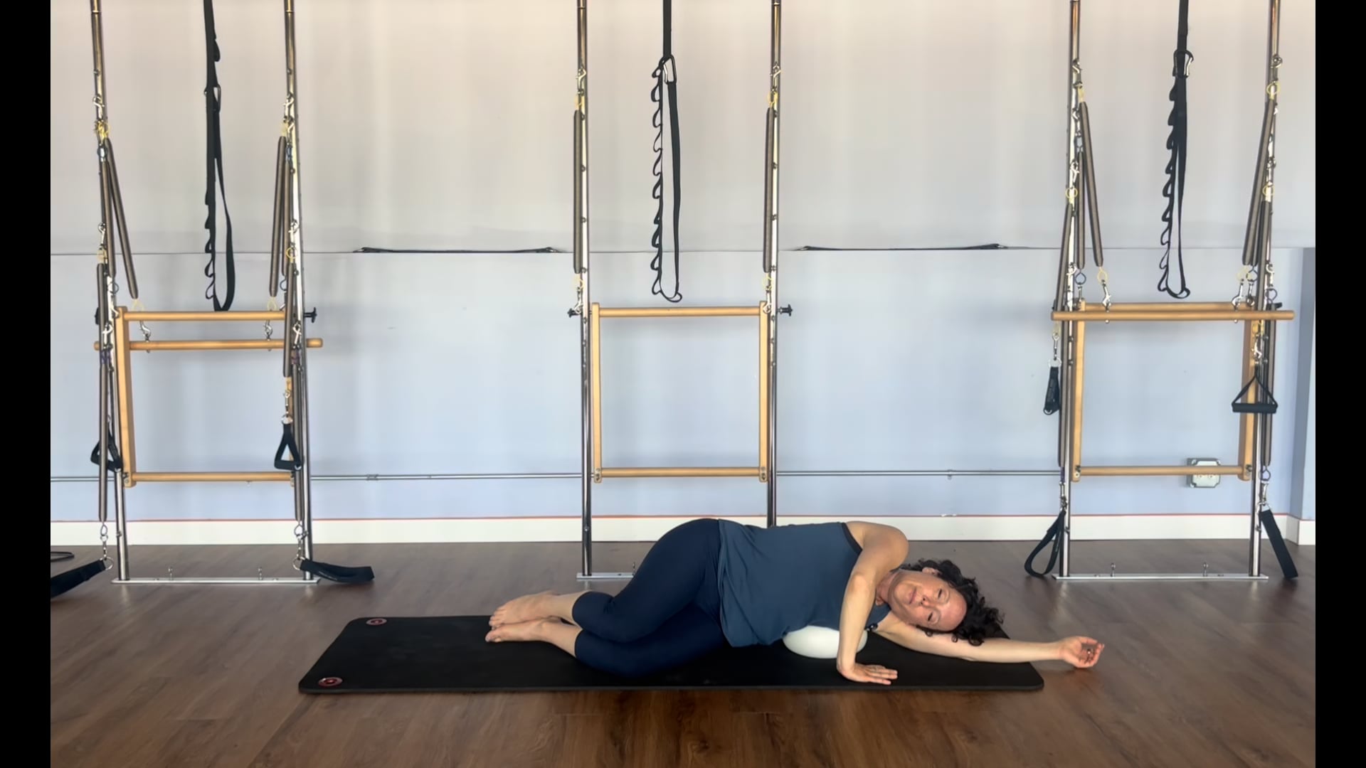 Small Ball — Spinal Flow, Qigong & Full Pilates Mat   *Abs *