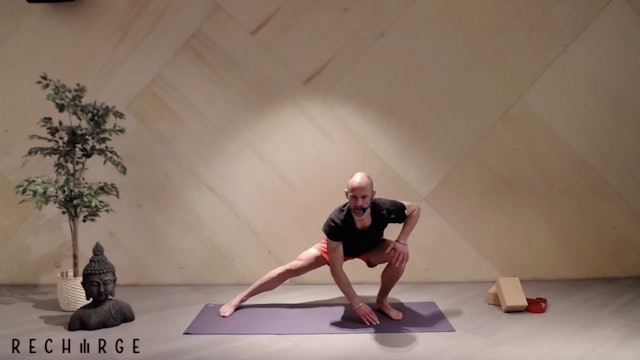 Video: Hatha Yoga sessie: Maangroet