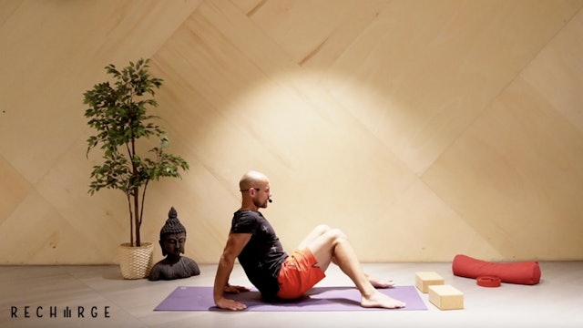 Video: Yin Yoga sessie: Respecting your limits