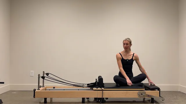 32 Minute Abs & Lower Body Reformer