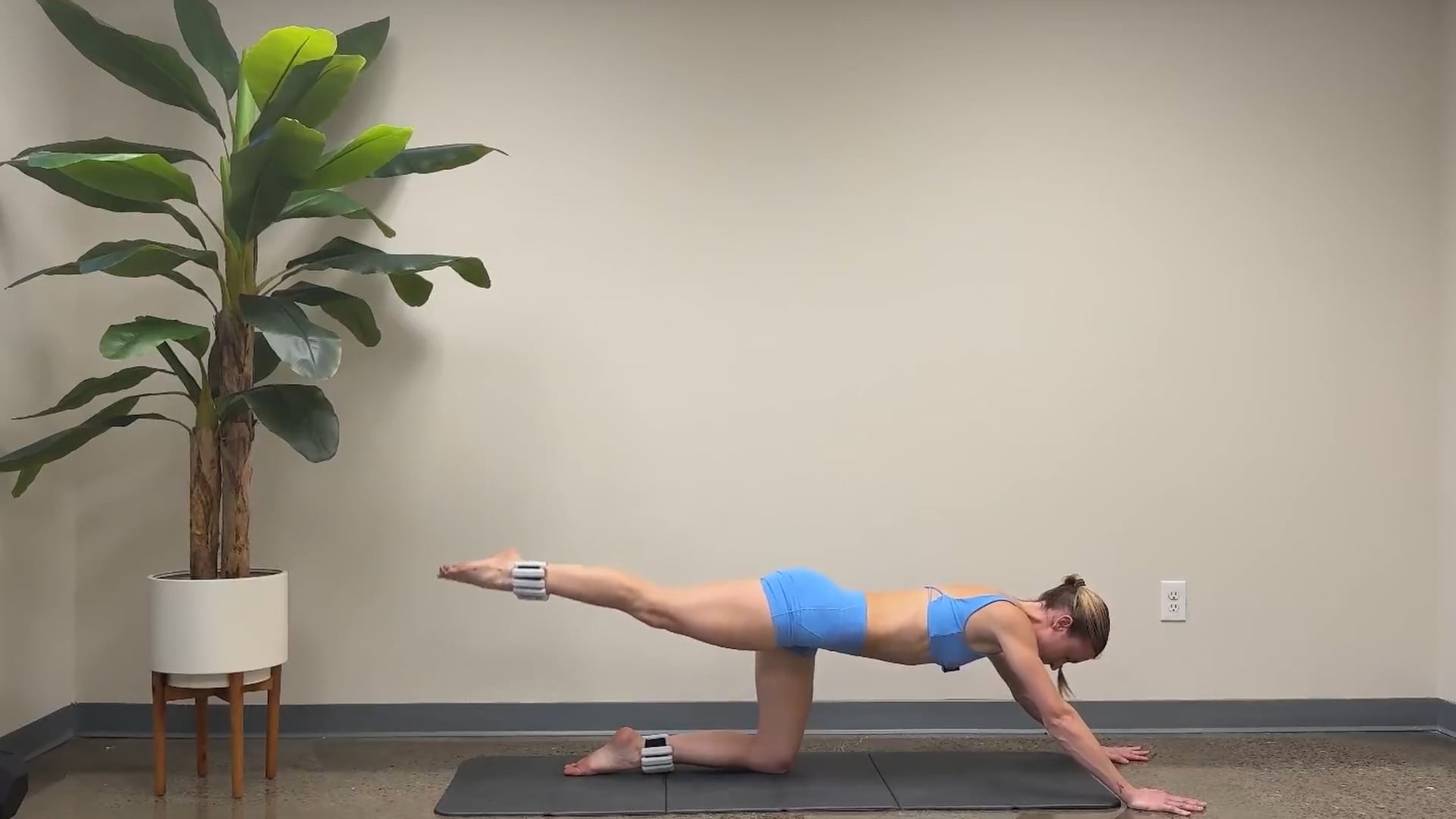 42 Minute Full Body Tone 208