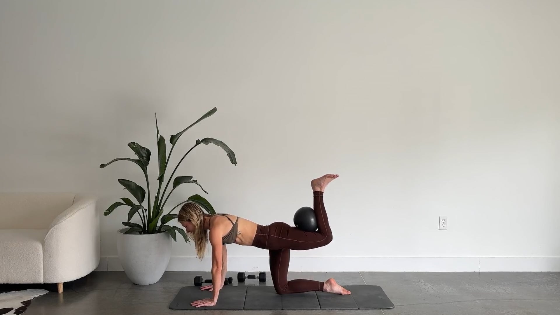 43 Minute Glutes & Arms