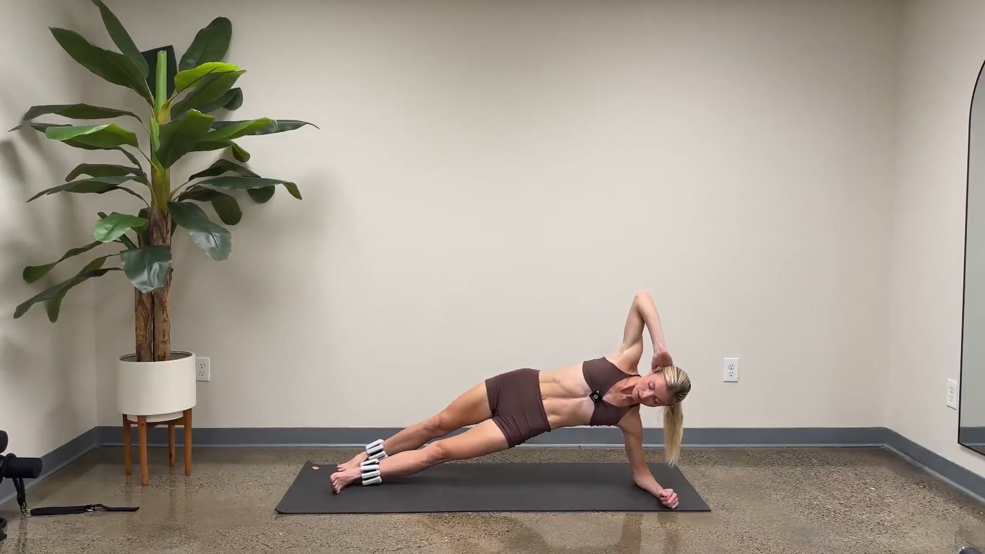 33 Minute Full Body Sweaty Pilates