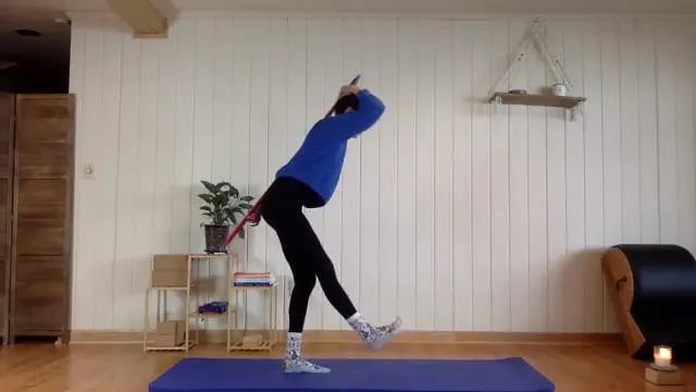 Pilates with a Swiffer, leg work