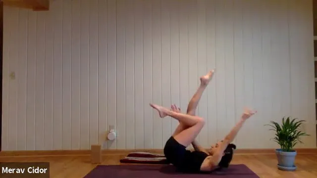 Pilates/Yoga Class- Strong Shoulders