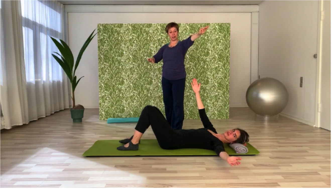 Pilates med Birthe - brug et tæppe som dit Pilatesudstyr