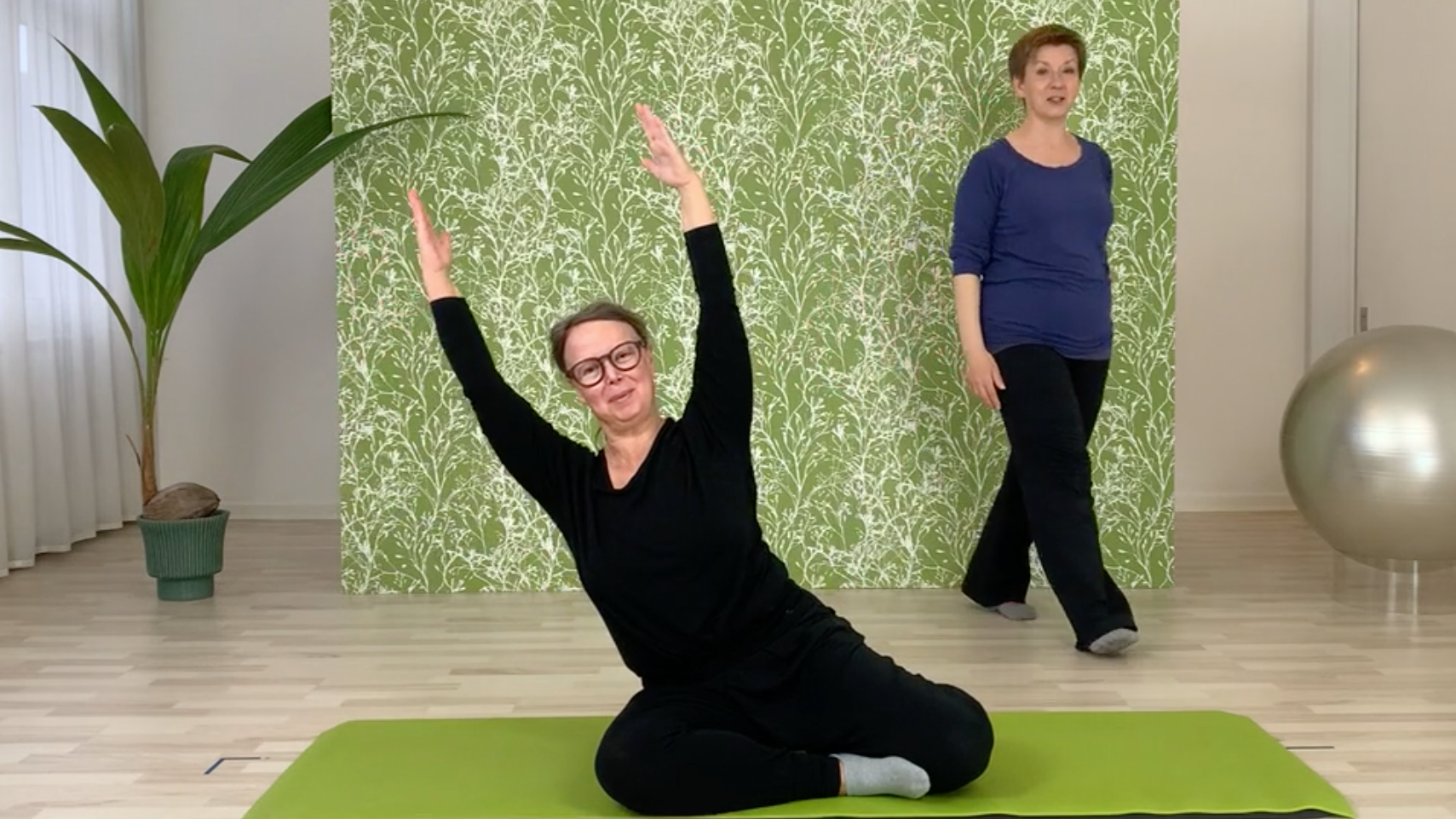 Pilates med Birthe - mavemuskler