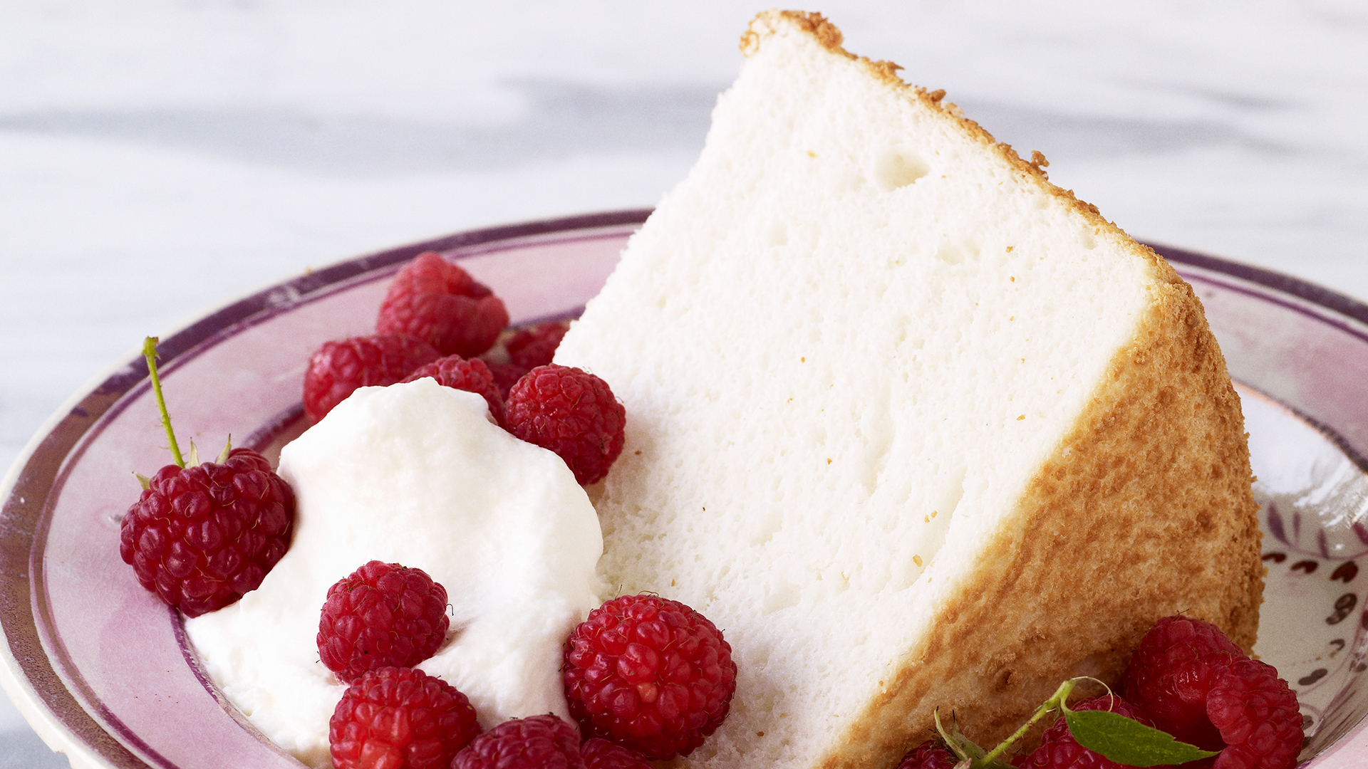 MB S1 E06 Angel Food Cake
