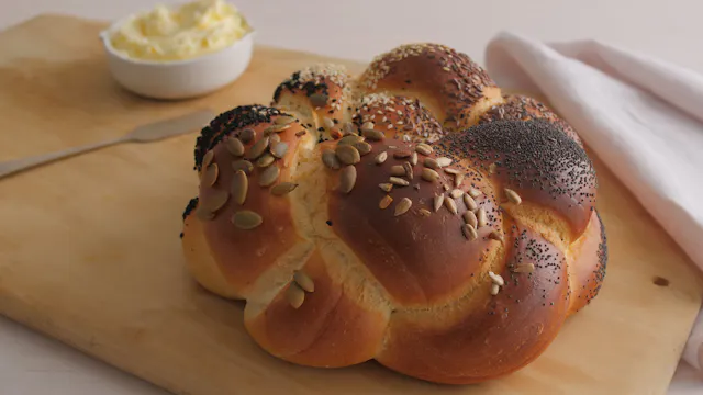 MC S4 E03 Baking Baguettes and Breads