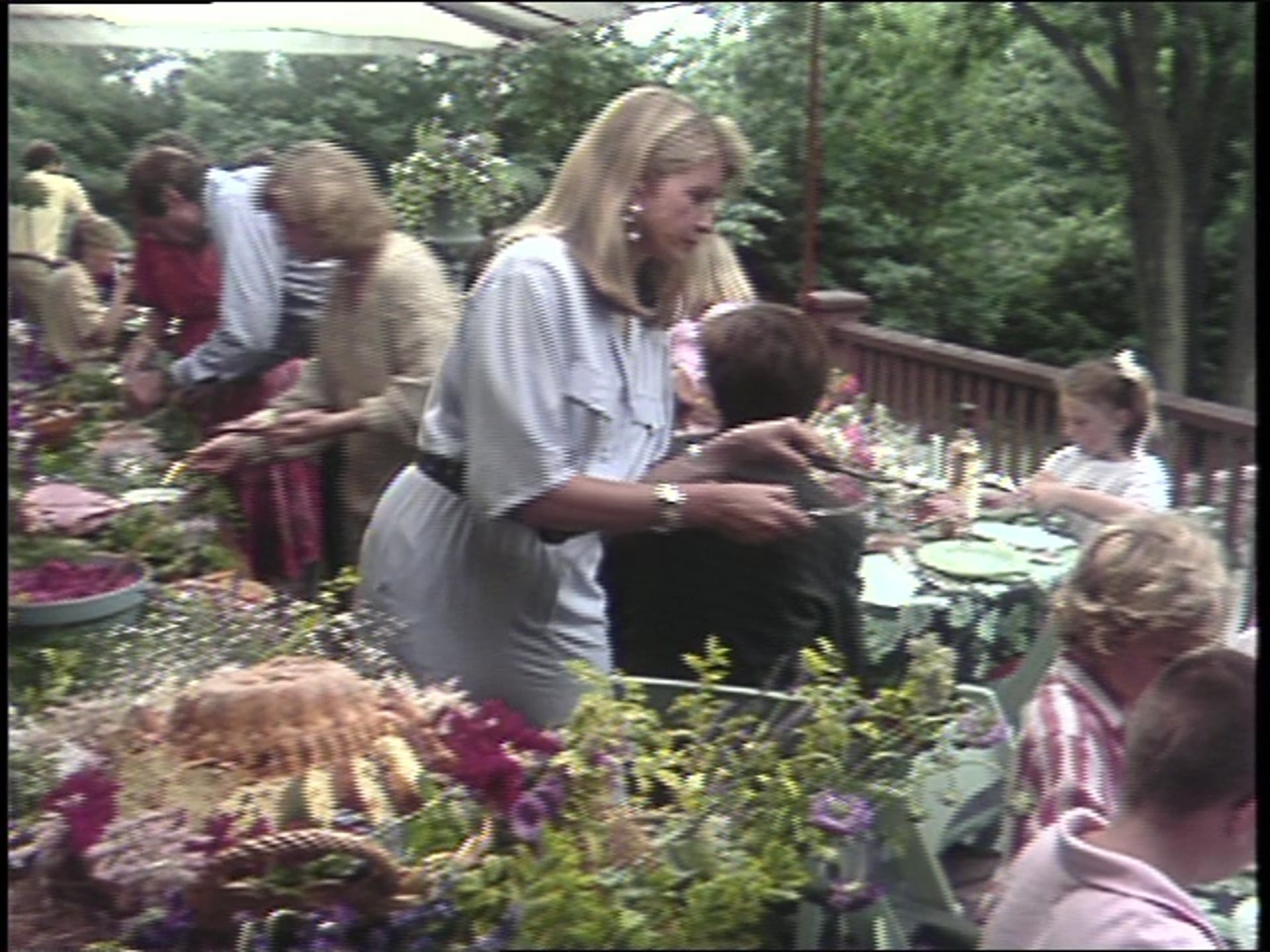 Secrets of Entertaining: A Buffet Party For Family And Friends