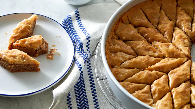 MB S9 E10 Cookies of Greece