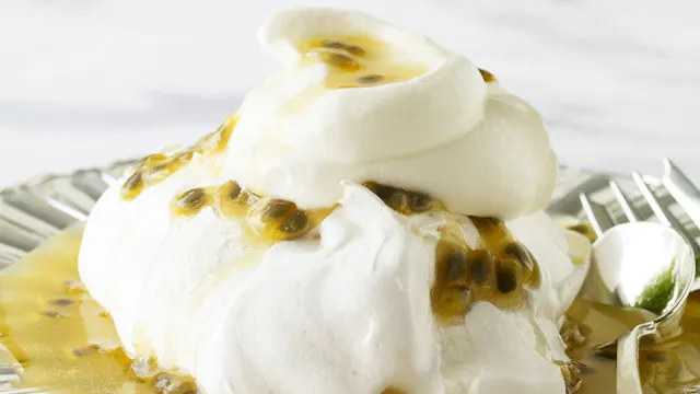 MB S1 E09 Meringue