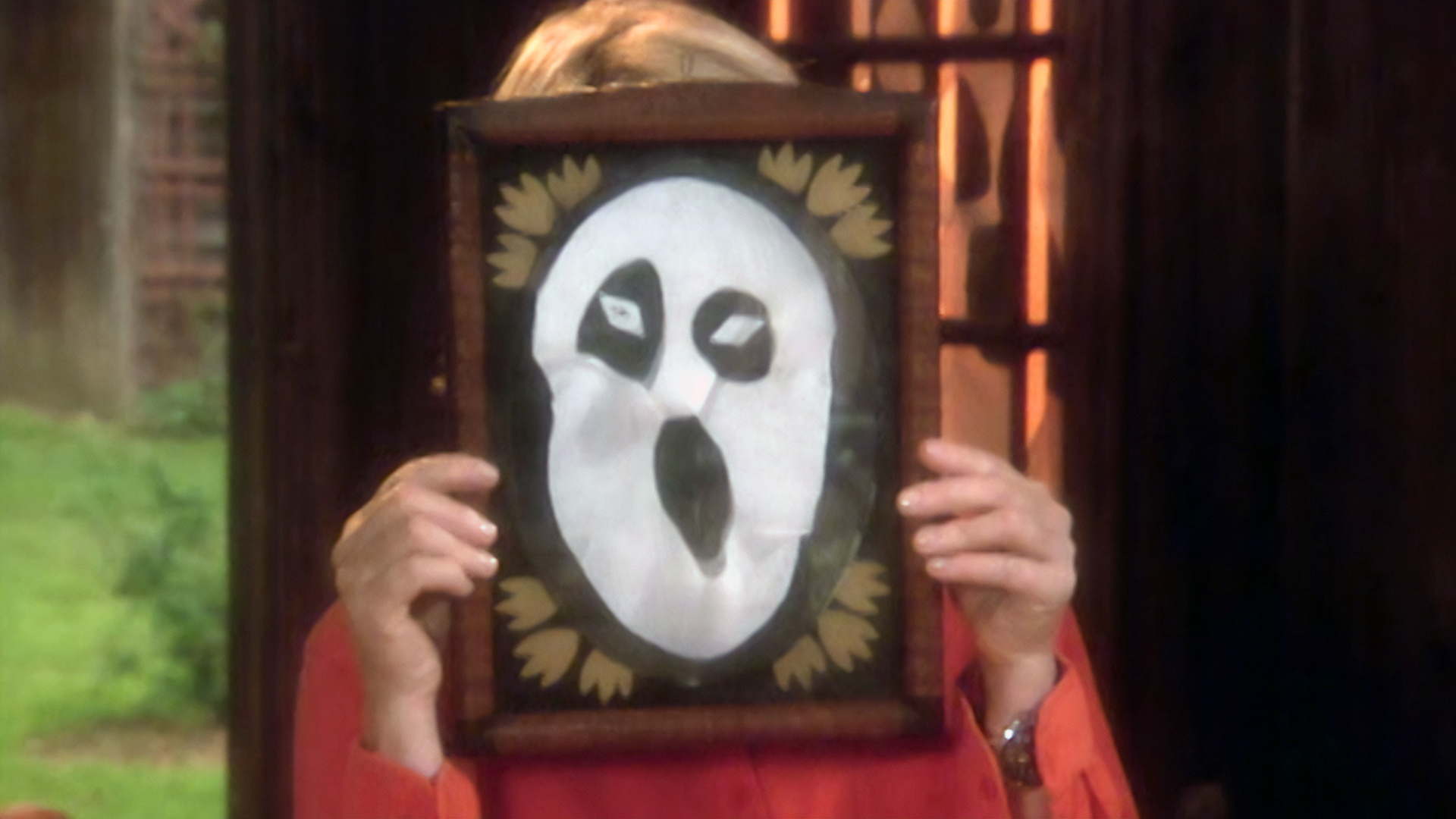MSL S4 E07 Halloween: Scarecrow, Peanut Brittle