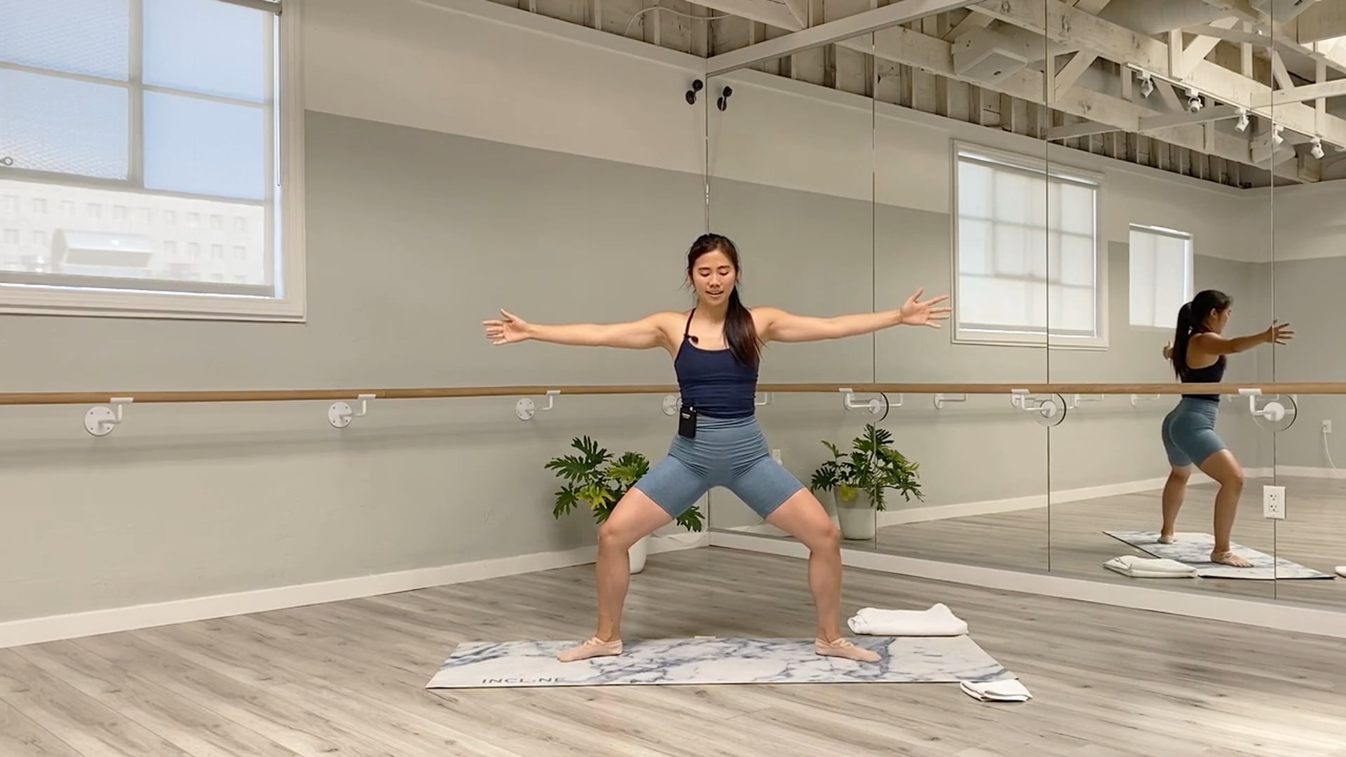 21 Minute Abs and Legs 1