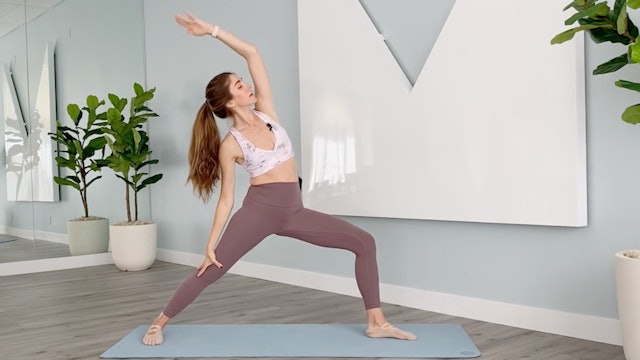 28 Minute Full Body Pilates + Yoga Fusion Using Your Own Body Weight