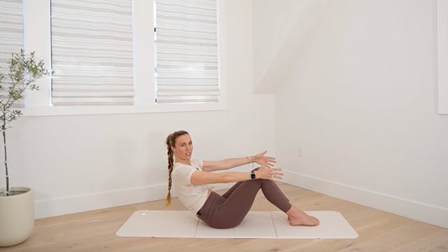 20 Minute Full Body Mat Pilates 4