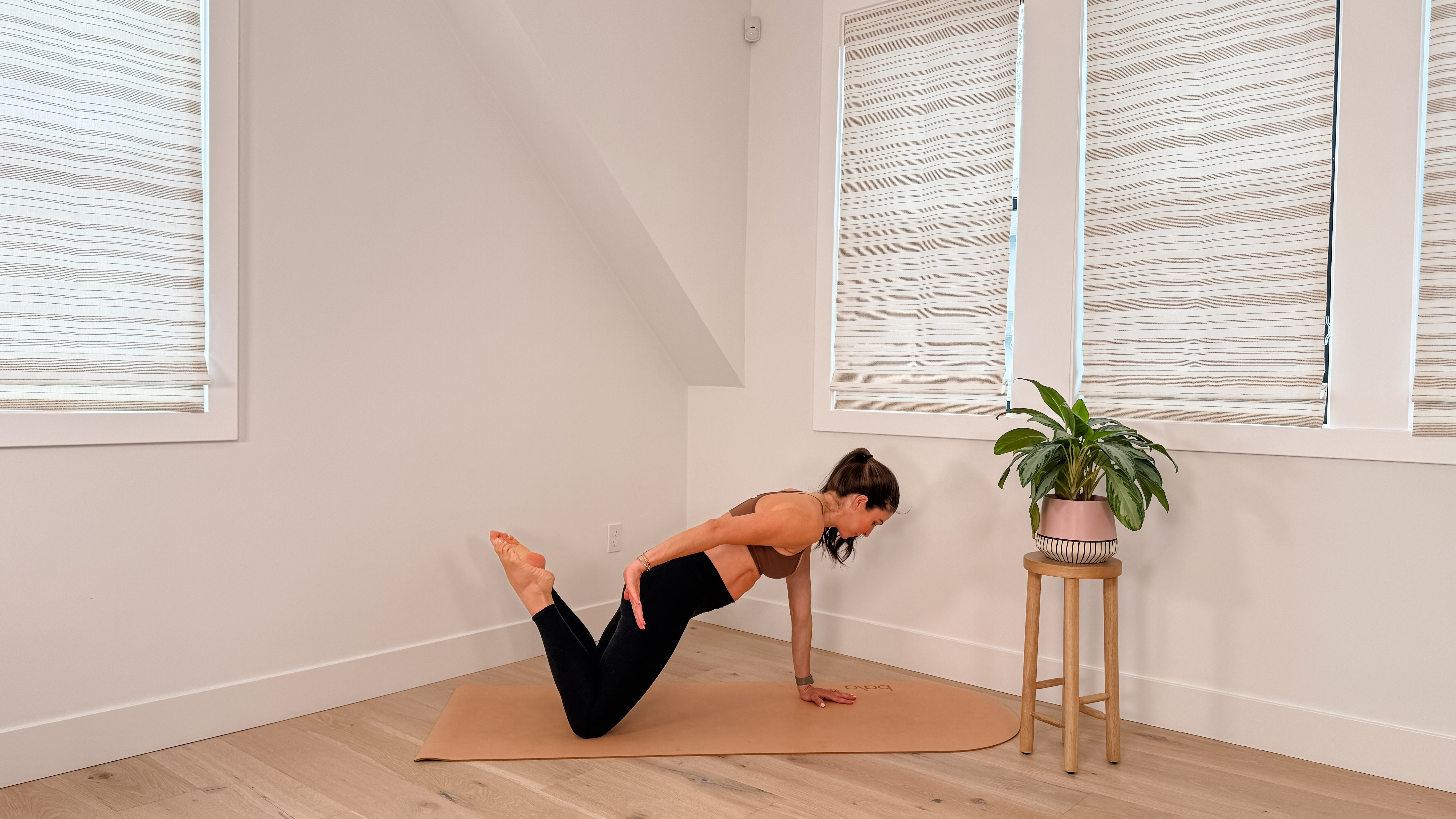 360 Breathing & Pelvic Floor Lesson 5 - Deep Core Hold