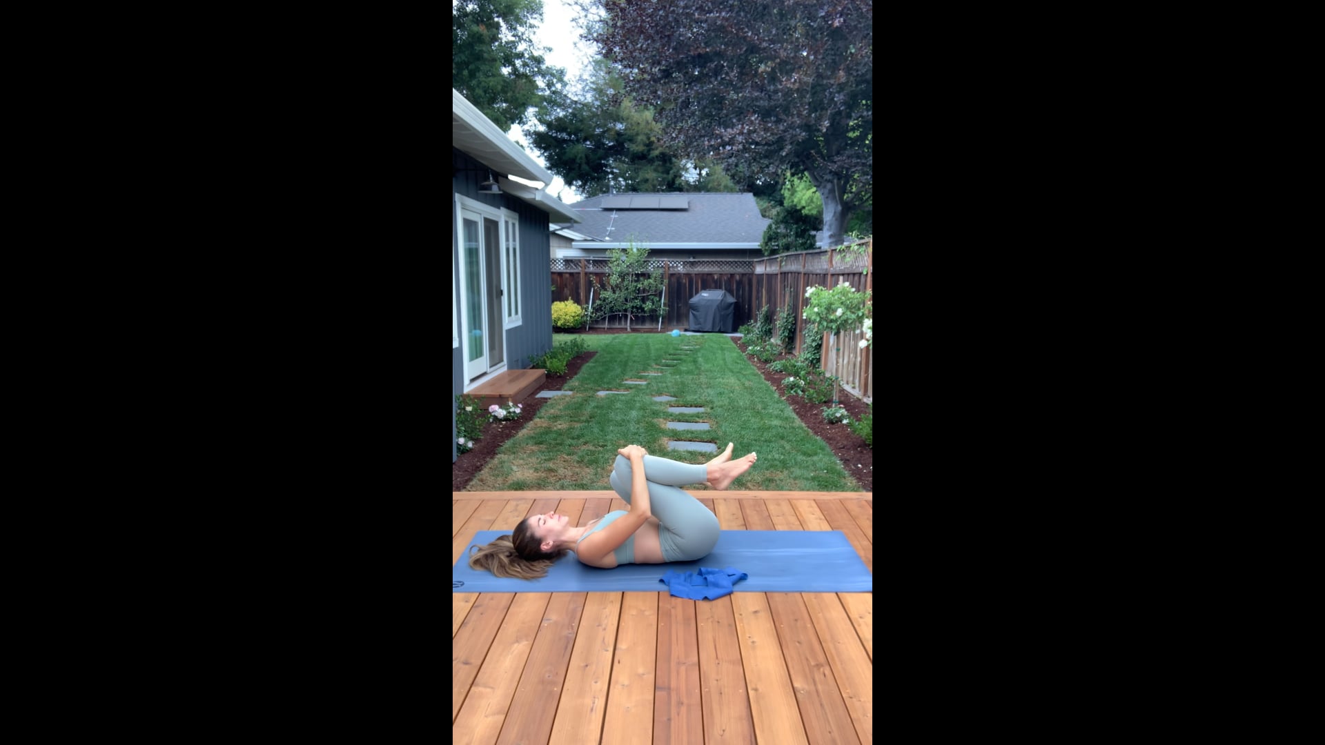 LIVE Recorded Class - 23 Minute Full Body Flow Using a Theraband