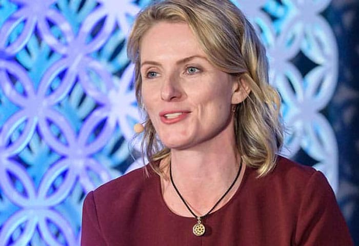 Women's Influence on Organizational Change