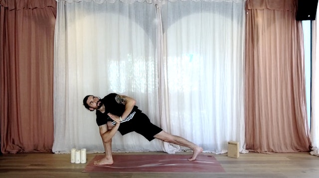 Yoga Jivamukti, 60 min, Conor