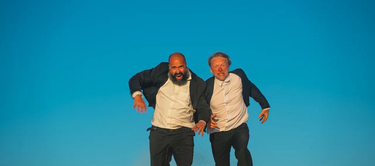 Puuluup: Cables in the Car, Still