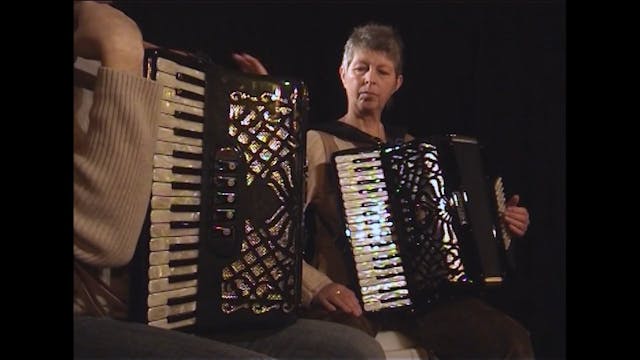 Accordion - Mastering the Art - Posture