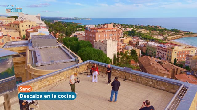 13.3 SAND - DESCALZA EN LA COCINA