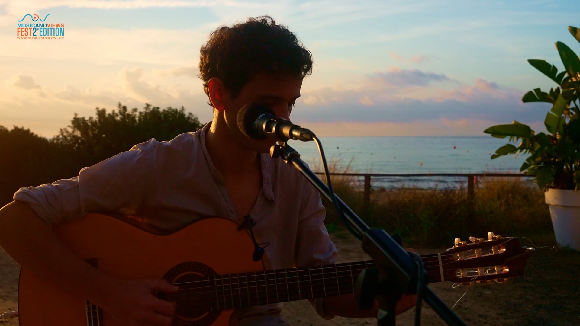 2.4 IVAN GAS I RAQUEL VALLES - POBLENOU