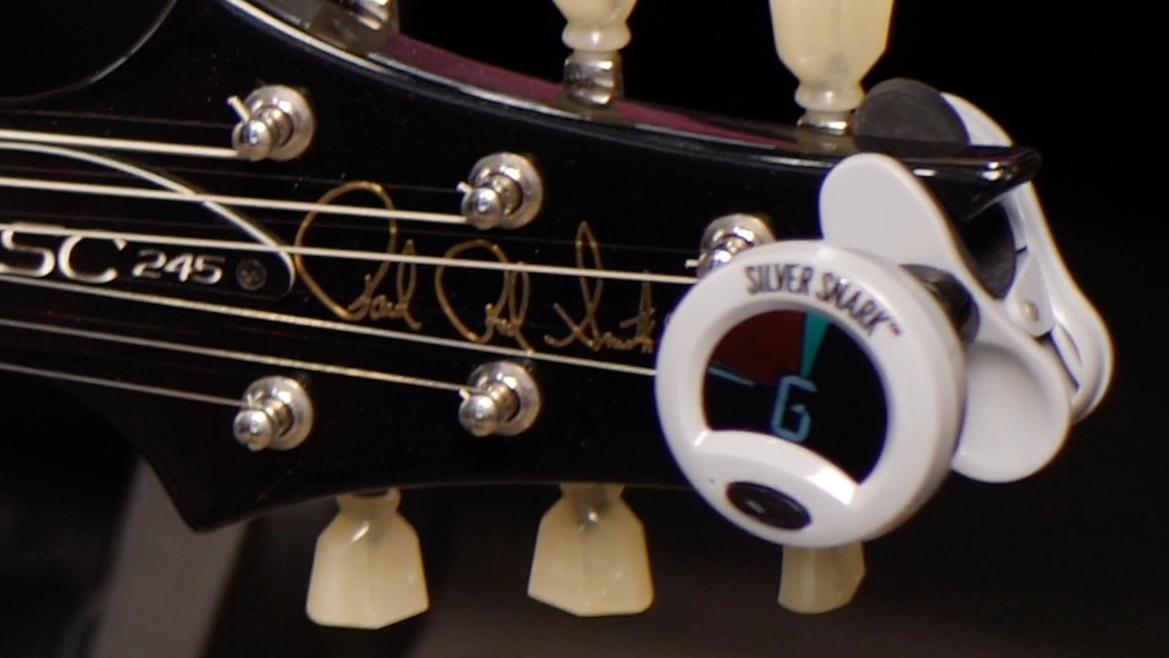 How to Tune a Guitar