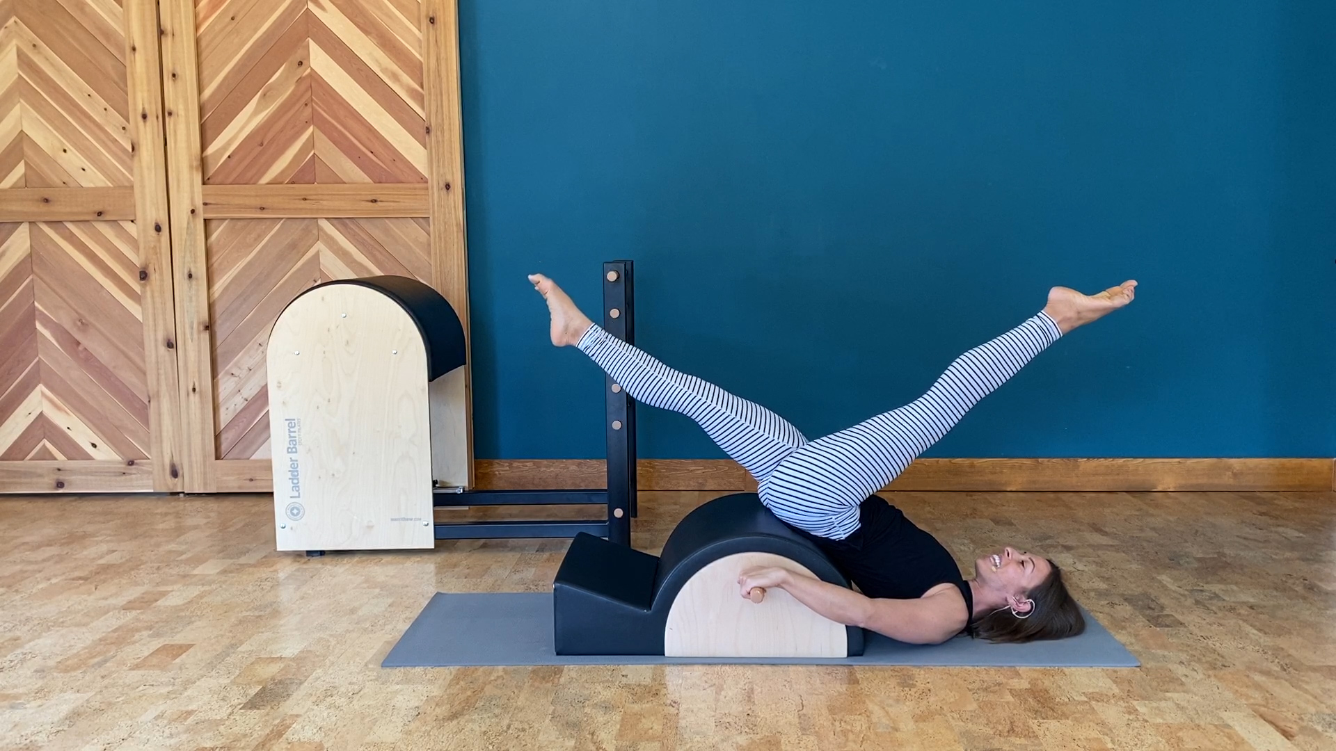 Intermediate Ladder Barrel and Spine Corrector