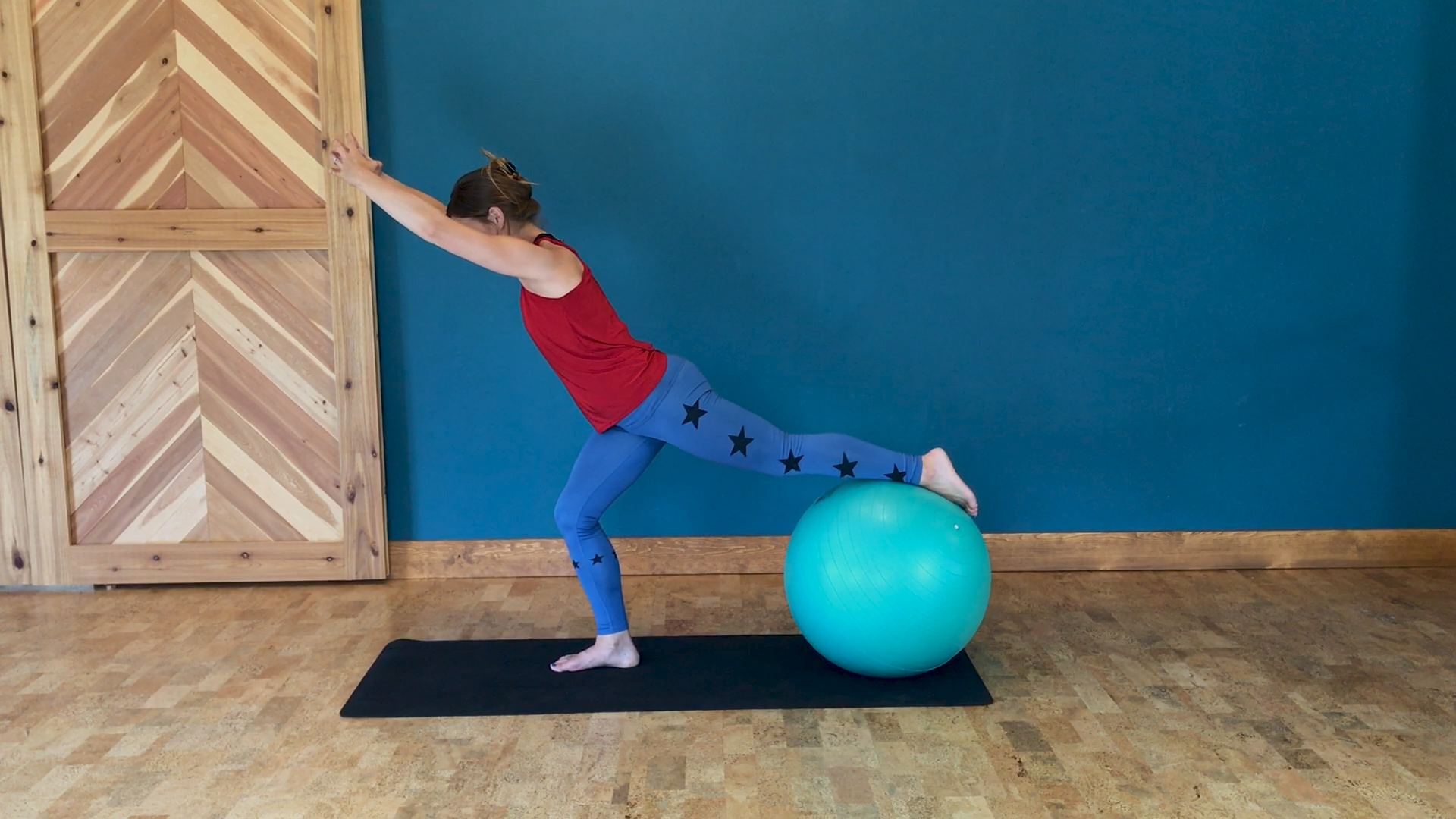 10 Minute Foundation Training & Stability Ball Lower Body Focus