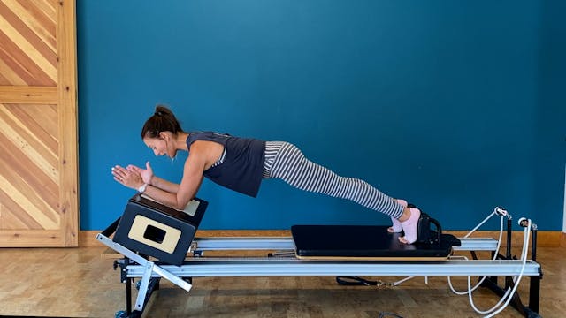 Reformer Flow with Abdominal Focus