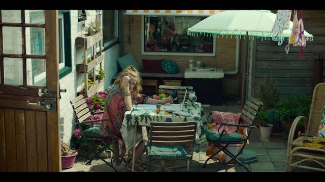 sotto18 - My Extraordinary Summer with Tess_Film