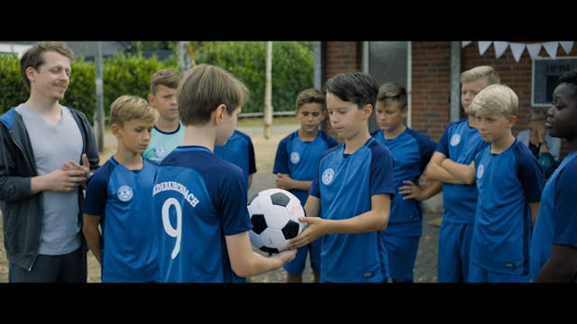 YOUNGABOUT- too far away