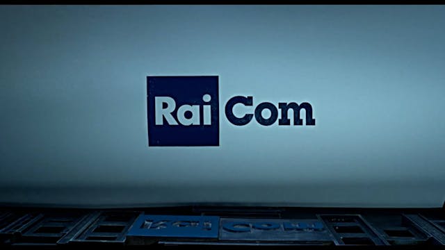 ITALY ON SCREEN 2021 - YayaELennie-WalkingLiberty_FTR_H264_IT-EN_