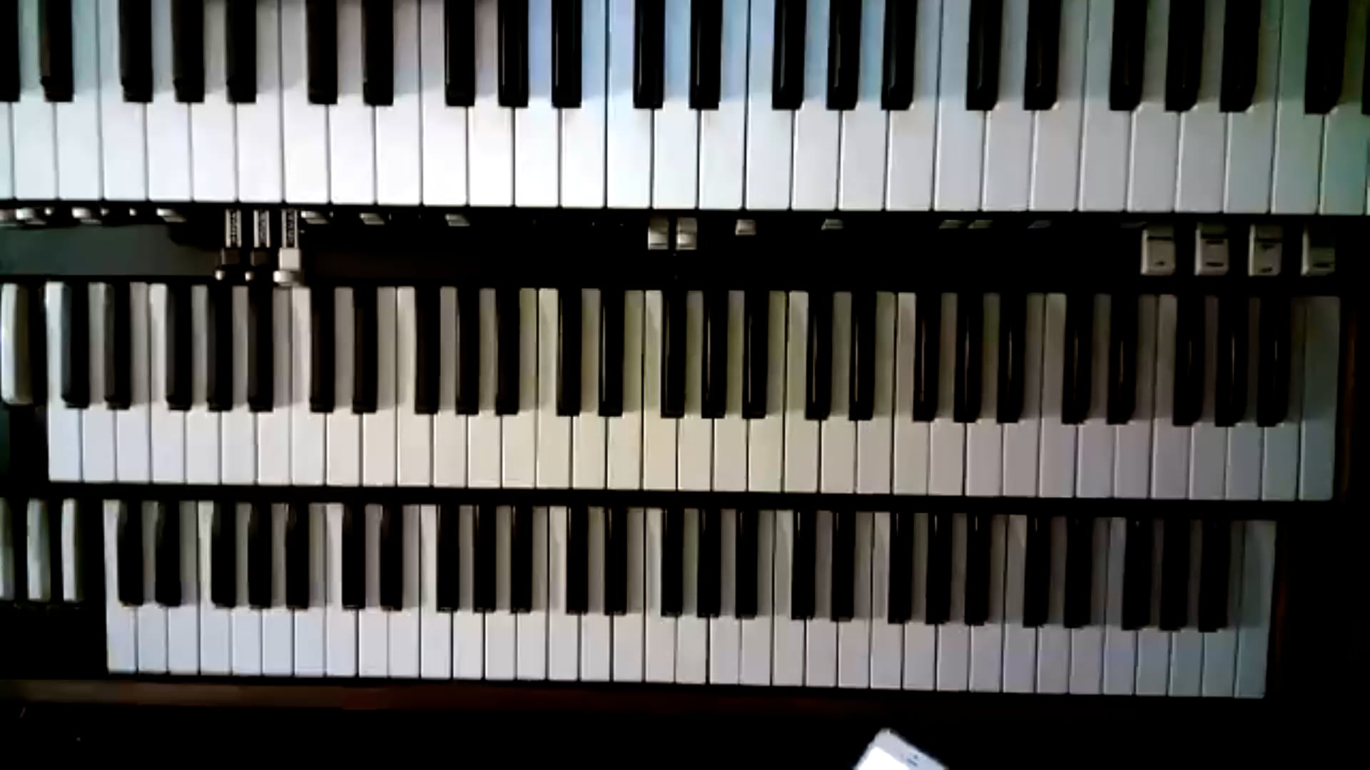 2021-10-12 SONG - WINELIGHT