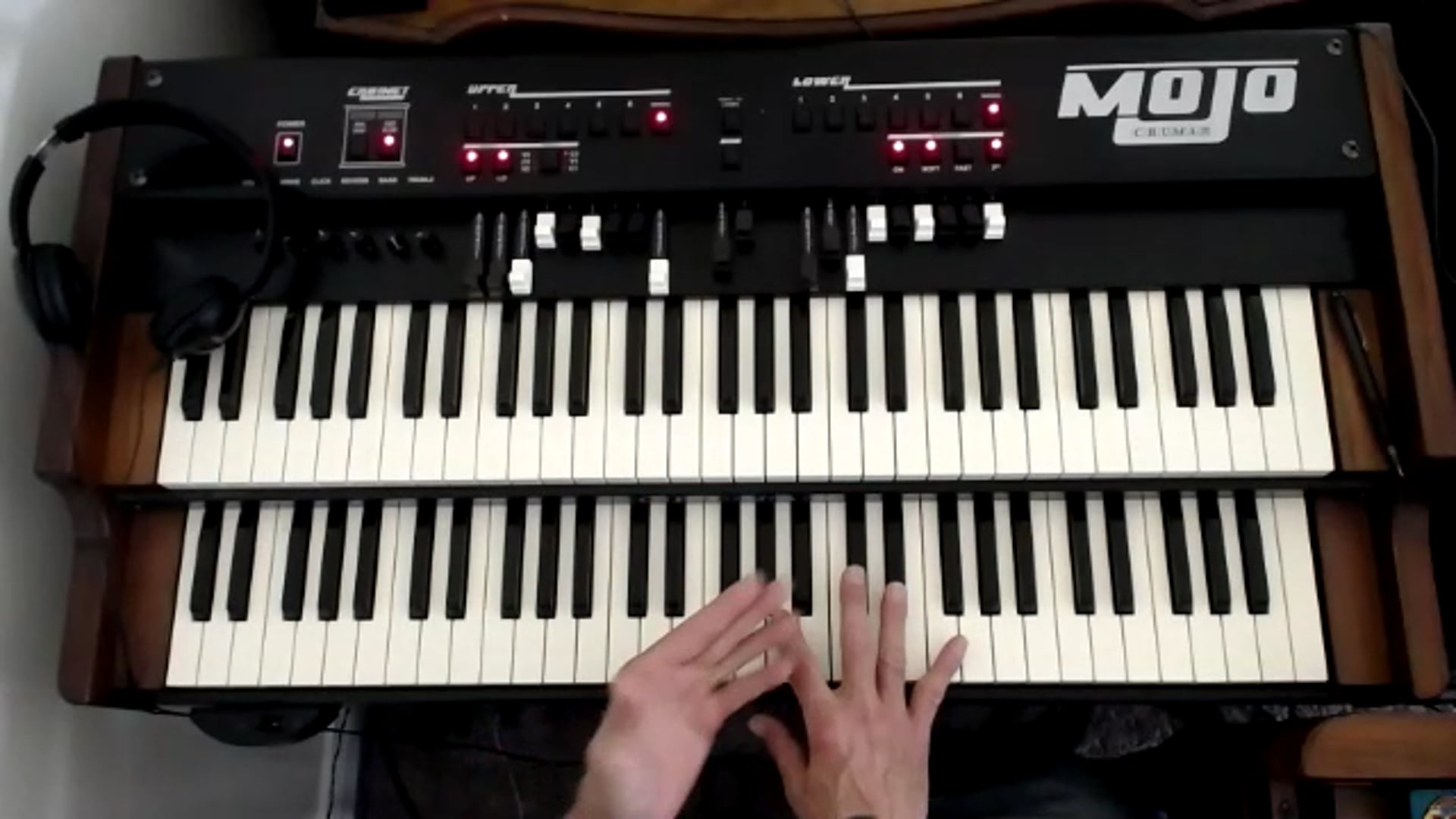 2020-05-09 BLUES - SUSTAIN ON THE ORGAN IV I V MOVEMENTS WITH 3/7S