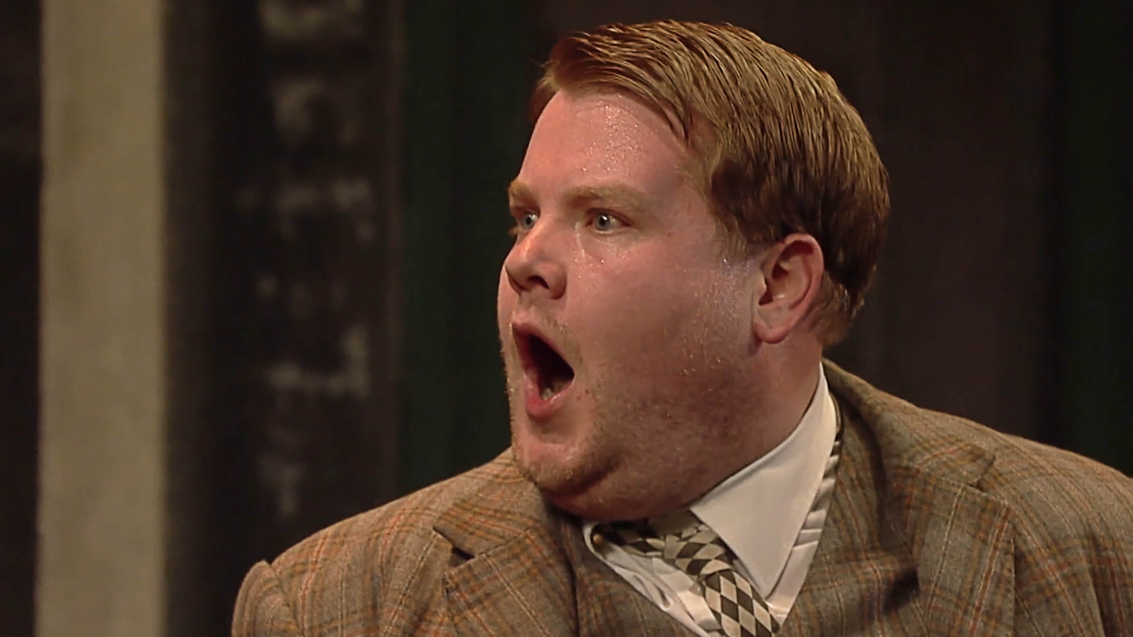 One Man, Two Guvnors: Clip - Split personality