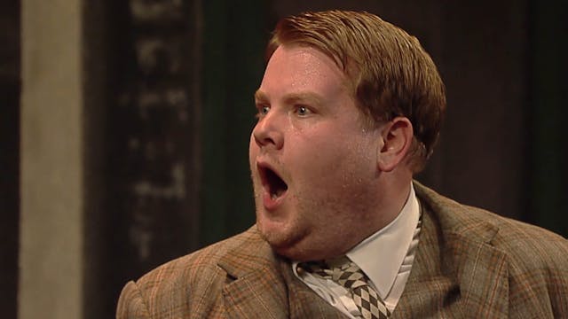 One Man, Two Guvnors: Clip - Split pe...