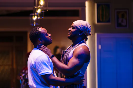 The Hot Wing King: Clip - 'I always give you choices'