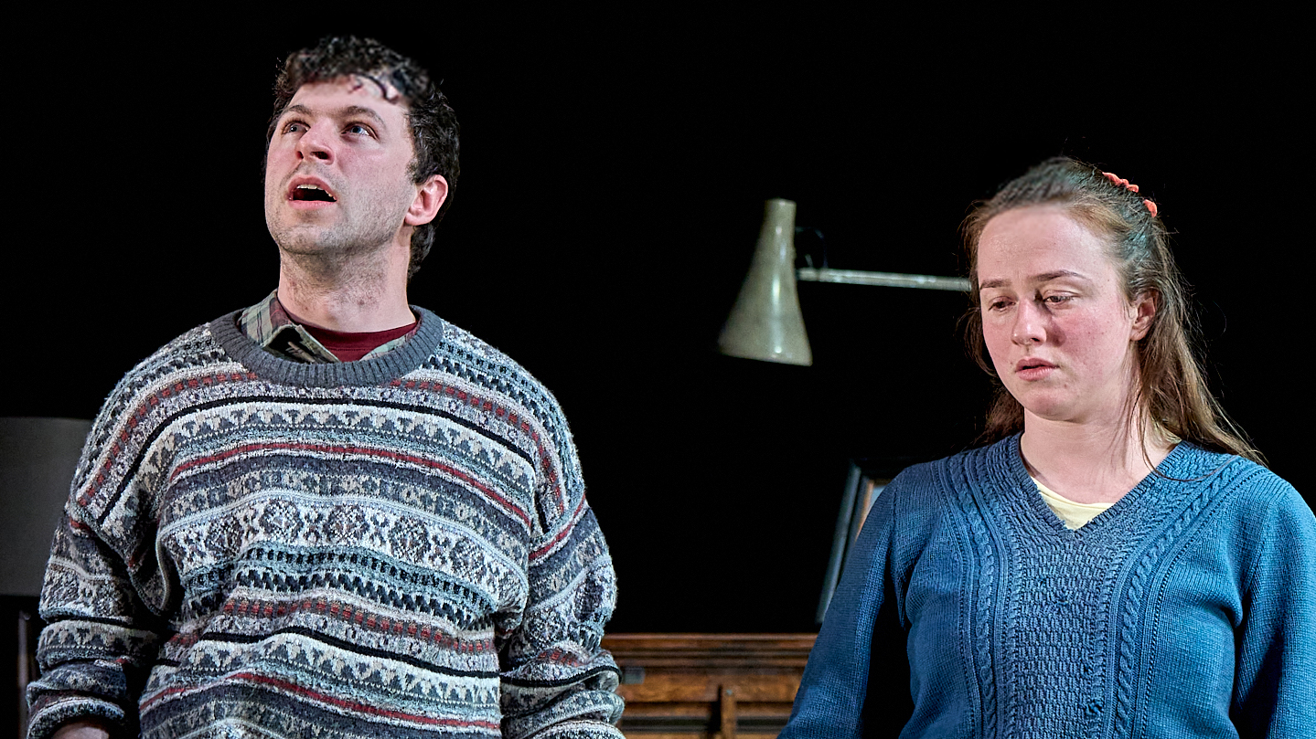 The Brightening Air: Clip - 'I don't wanna break your heart'