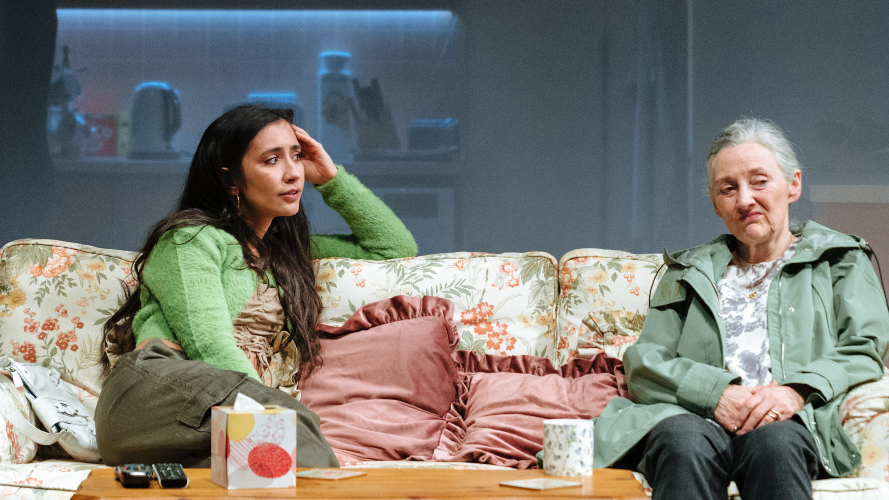 Dixon and Daughters: Clip