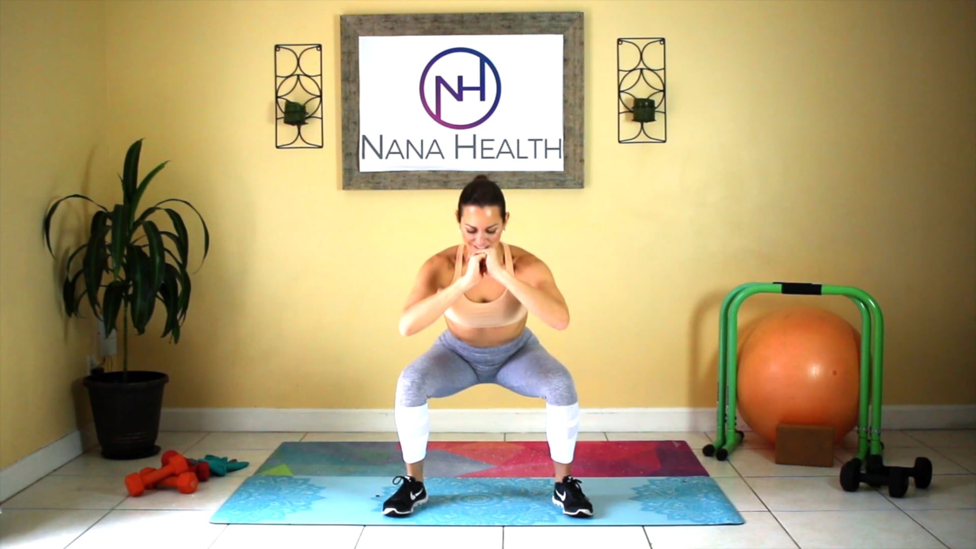 Fit Holiday Challenge Day 1,15 LowerBody Shoulders