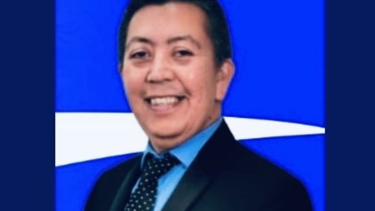 Dr. Víctor Martínez Diamante 
