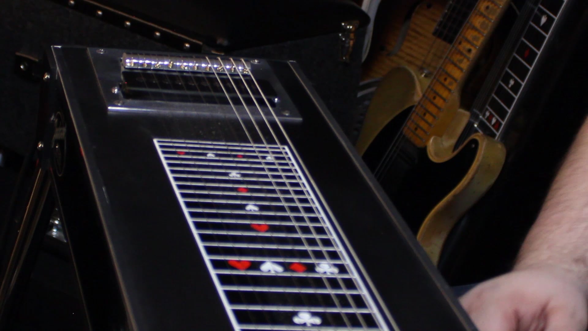 Mike Bourque Beginner Lesson 2  String Groups Thumb Index Middle (3 strings)